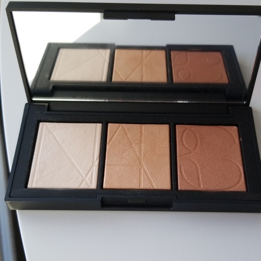 NARS Banc De Sable Highlighting Palette